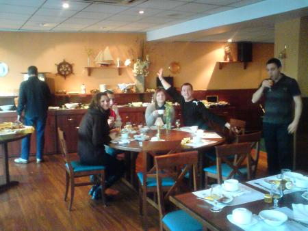 Petit Dej...